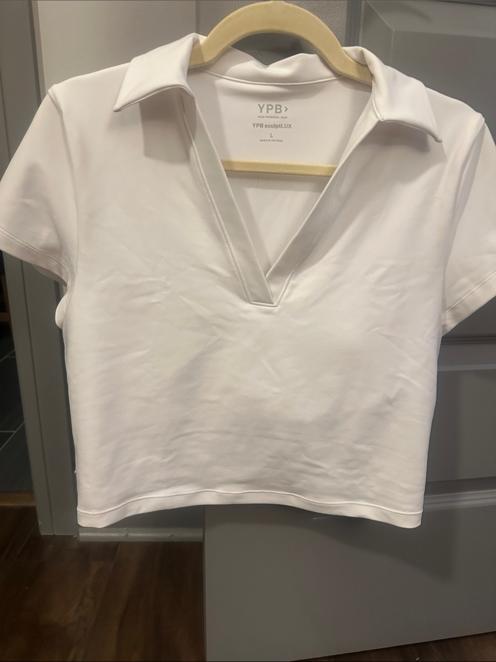 YPB SculptLux White V‑Neck Collared Crop Top